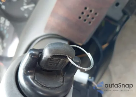 1998 Buick Regal Gs из США, поврежденный, VIN 2G4WF5213W1446664